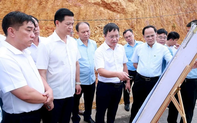 Đoàn khảo sát thực địa dự án tại khu vực xã Quân Chu, tỉnh Thái Nguyên. Ảnh: Cổng TTĐT tỉnh Thái Nguyên
