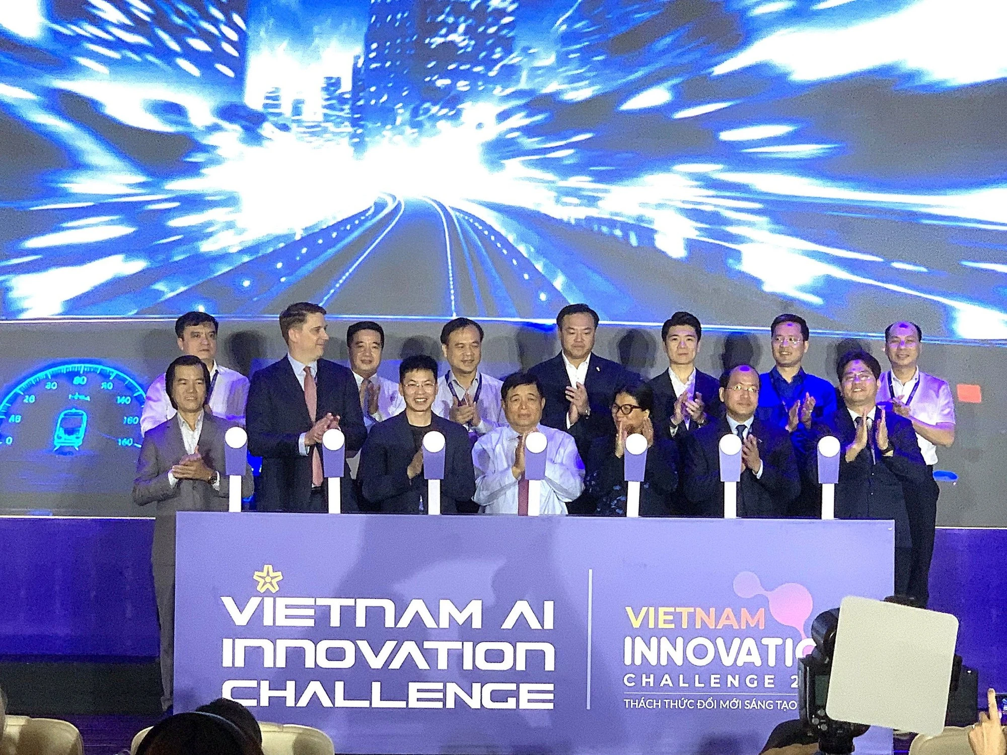 Bắt tay với Meta, Việt Nam vừa khởi động cuộc thi tìm kiếm nhân tài trong lĩnh vực “trăm năm có một”